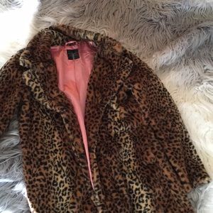 SOLD❌ Faux Fur Cheetah Print Pink Coat